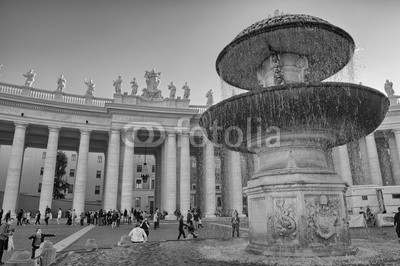 Fountain in Piazza San Pietro - St Peter Square - Rome