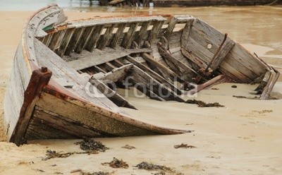 débris de bateau.