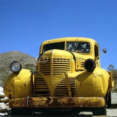 yellow car in d the desert